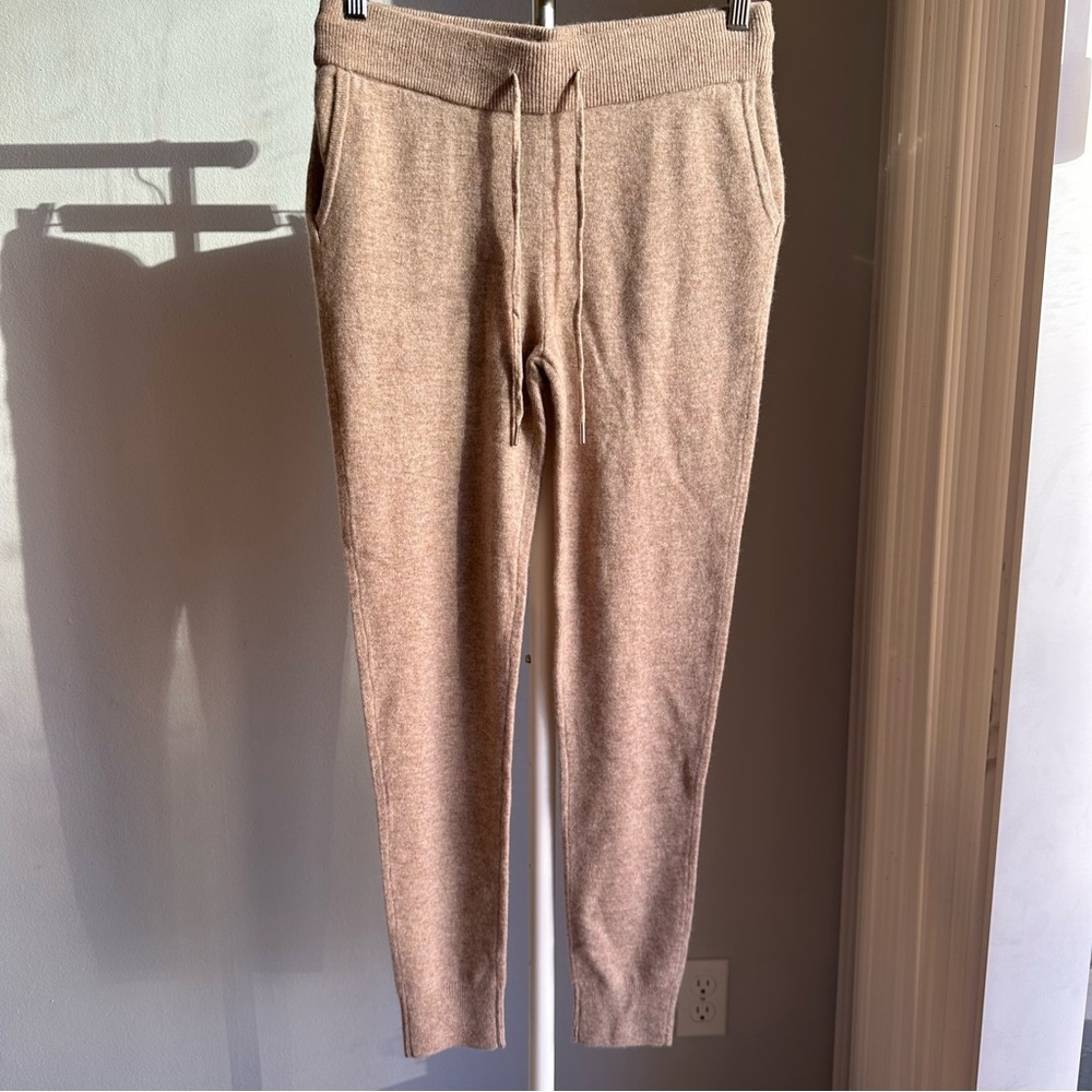 *SOLD* NWT Full Set Quince Mongolian 100% Cashmere Oatmeal Zip Hoodies + Joggers - Picture 10 of 15